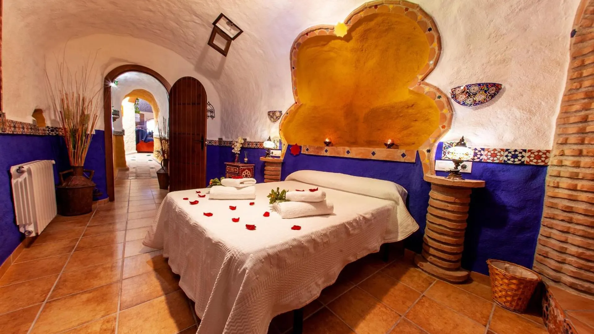 בית הארחה Hinojares 	Casas Cueva Cazorla בית כפרי